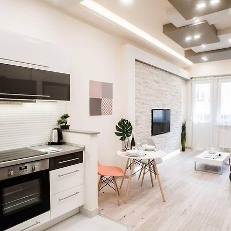 New Luxury Apartment In The Center With A/C Budapeşte Dış mekan fotoğraf