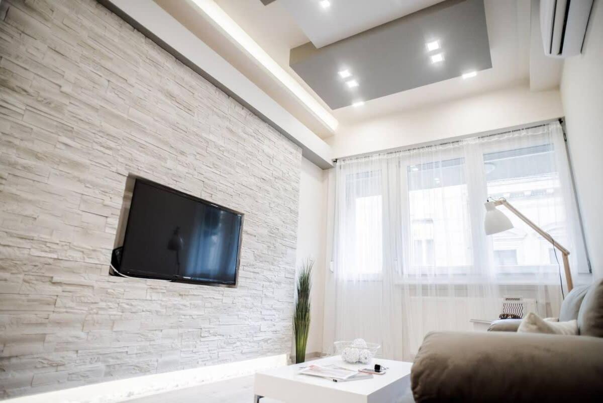 New Luxury Apartment In The Center With A/C Budapeşte Dış mekan fotoğraf