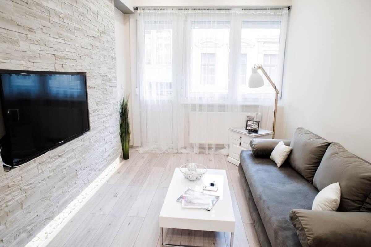 New Luxury Apartment In The Center With A/C Budapeşte Dış mekan fotoğraf