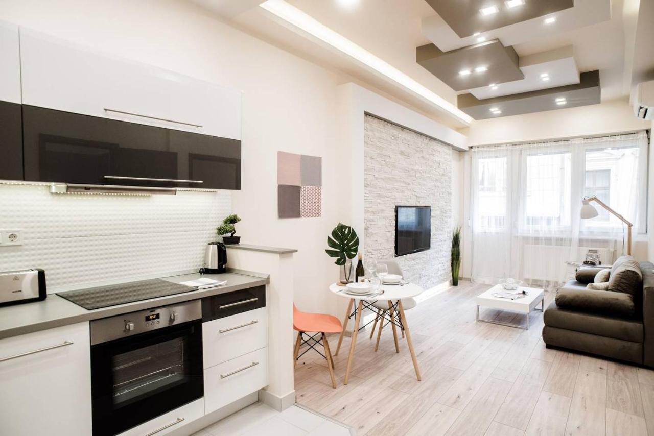 New Luxury Apartment In The Center With A/C Budapeşte Dış mekan fotoğraf